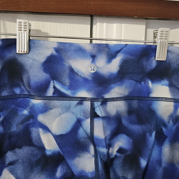 Lululemon size 6 low rise leggings. - Picture 2 of 3